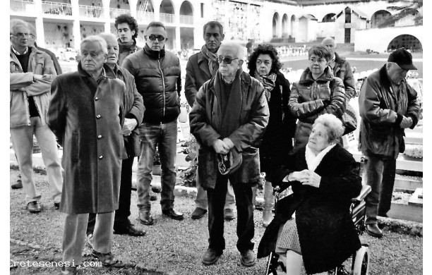 2011, Mercoledì 19 Ottobre - Ricollocati i resti del GARIBALDINO