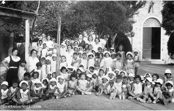1938 - Tutta la Colonia Elioterapica ascianese
