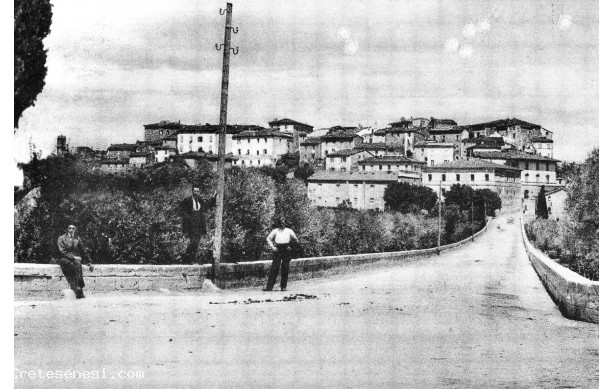 1930 - Panoramica del paese dal bivio della stazione