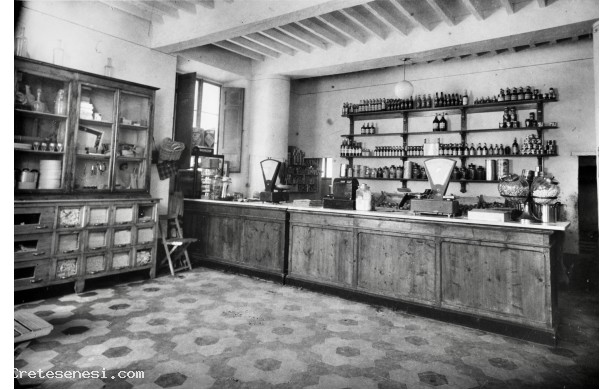 1945 - Il negozio Coop al riavvio subito dopo guerra