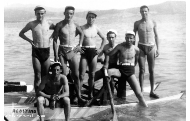 1951 - Giovani ventenni a Follonica