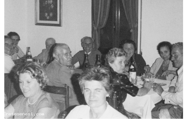 1961 - Ascianesi a tavola
