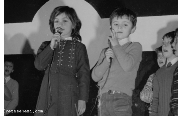 1973 - Coppia di piccoli cantanti