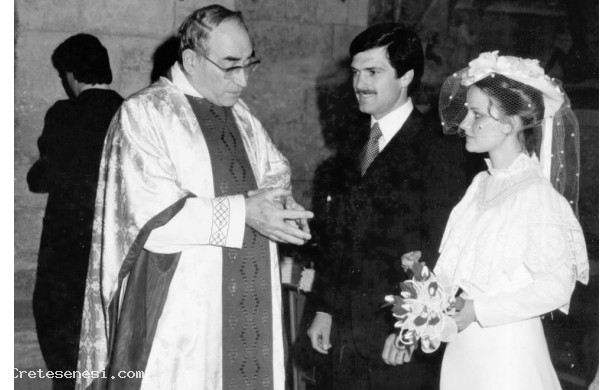 1978, Sabato 15 Aprile - Antonella e Massimo davanti al Proposto