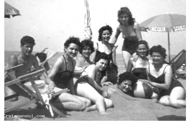 1955 - Gioventù ascianese al mare