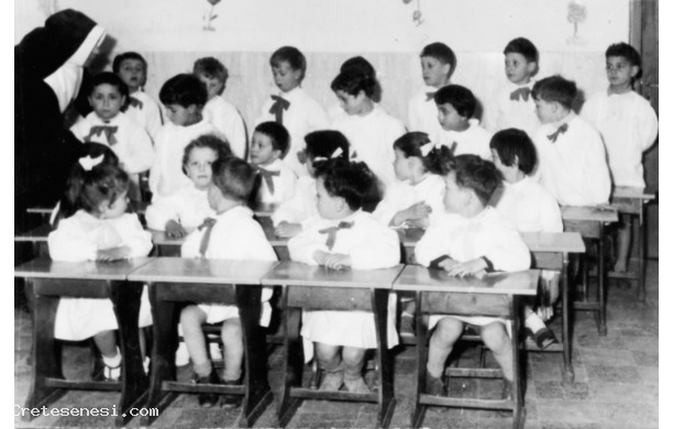1960 - Una classe dell'Asilo delle Suore