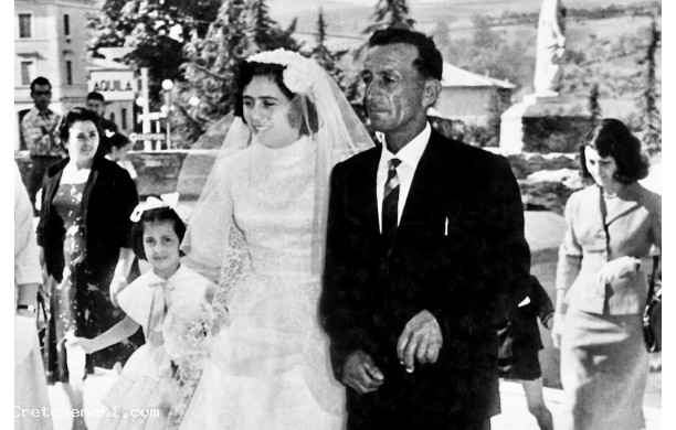 1956 - Viviana accompagnata da babbo Rossi, gioved 13 Settembre