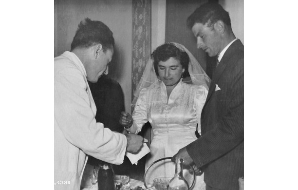 1955, Sabato 12 Febbraio - Hervè serve il pranzo a domicilio
