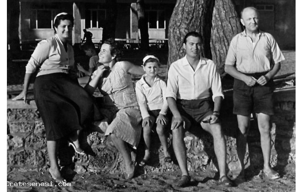1957, 11 Luglio - I Mancini al mare