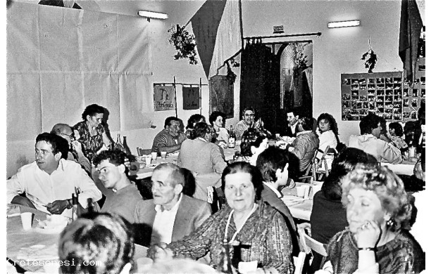 1986 - Cena della vittoria al  Cinema Teatro Ravvivati