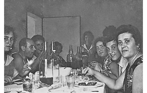 1955 - Pranzo per la Cresima di Serenella