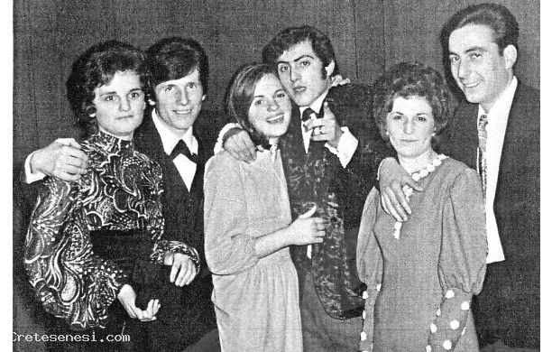 1971 - Tutti in abito da sera