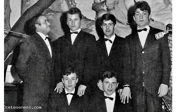 1966 - i componenti del complesso I DRAGHI