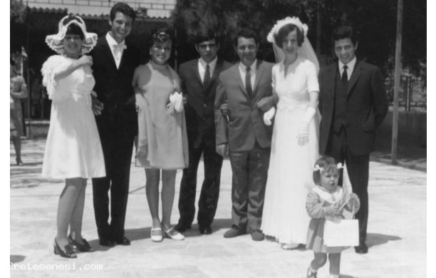 1968, Sabato 8 Giugno - Elsa e Silvano con gli amici