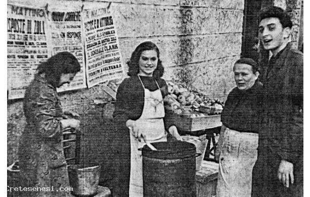 1952 - Frutta, Caldarroste e Giornali