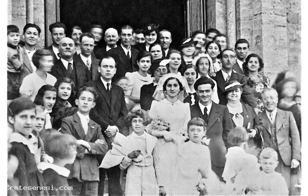 1936 - Ezio Fratagnoli e Gesuina, all'uscita dalla chiesa