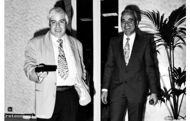 1993, Domenica 23 Maggio - Franco riceve la targa di riconoscimento come donatore