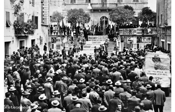 1963 - Comizio del 1° Maggio in Piazza Garibaldi