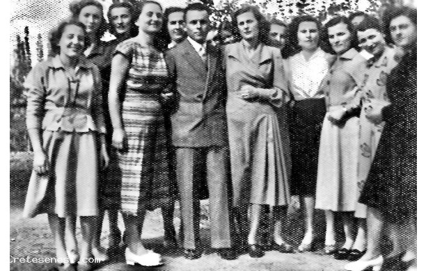 1949, Sabato 8 Ottobre - Mario e Ada sposi in Camparboli
