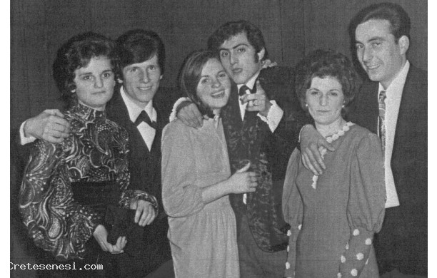 1971 - Tutti in abito da sera
