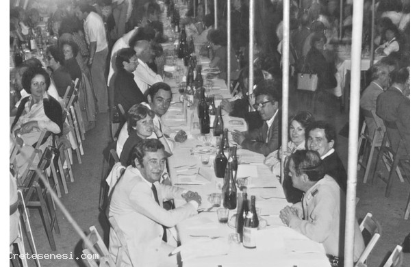 1979 - Garbo d’Oro, la tavolata centrale in primo piano