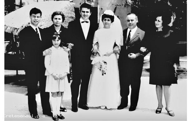 1968, Lunedi 29 Aprile - Giovanni Tozzi e Anna con la famiglia Romi