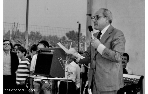 1983, Settembre - Festa degli Anziani alla Stazione: Il presentatore dell'evento