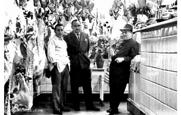 1959 - Gli Schicchi in compagnia nel loro macello