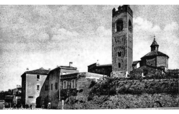 1932 - Porta Massini e le mura da vicino