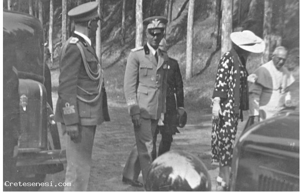 1935, Martedì 28 Maggio - Visita di Umberto di Savoia a Monte Oliveto Maggiore