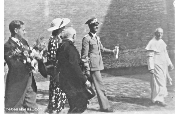 1935, Martedi 28 Maggio -  Umberto di Savoia e Maria Josè a Monte Oliveto