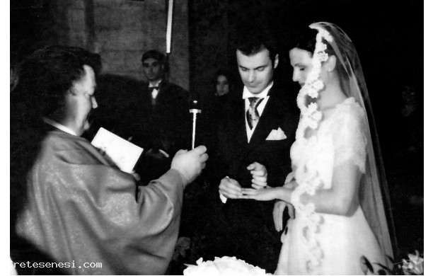 1996, Domenica 8 Settembre - Si sposa Carla Regoli