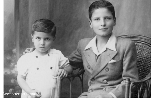 1946, Ottobre - I due fratelli Roncucci da ragazzini