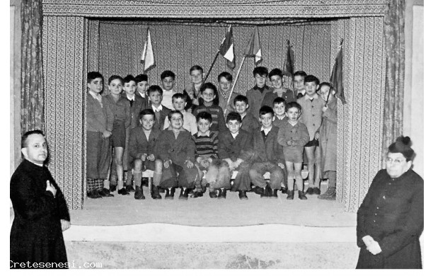 1953 - Raduno in Parrocchia delle fiamme verdi dell'Azione Cattolica.