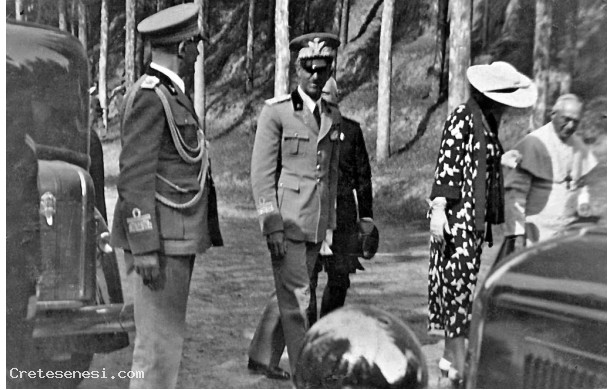 1935, Martedì 28 Maggio - Visita di Umberto di Savoia a Monte Oliveto Maggiore