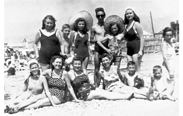 1947 - Al mare in Liguria