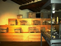 Raccolta di sarcofagi etruschi