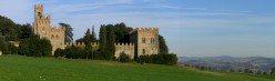 Panoramica completa del castello da ovest