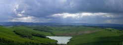 Il lago in attesa di nuova acqua