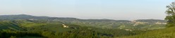 Vista di Rapolano e Serre sullo sfondo