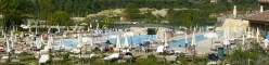 Le piscine esterne in cascata