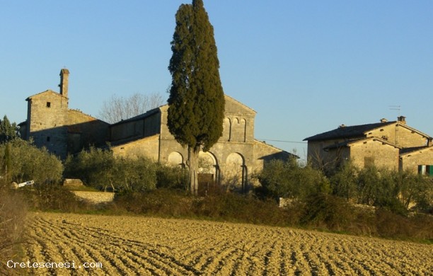 Intorno alla Pieve di San Giovanni a Corsano