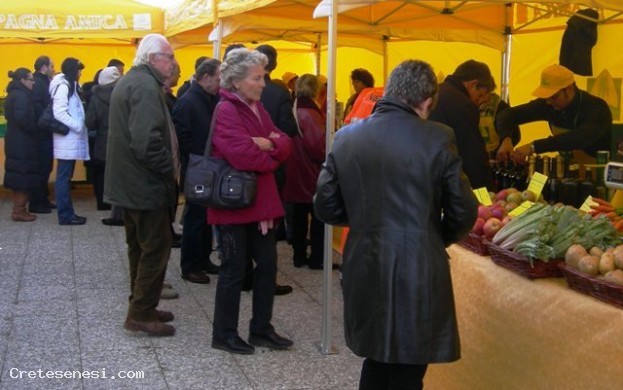 Mercato settimanale di Serre